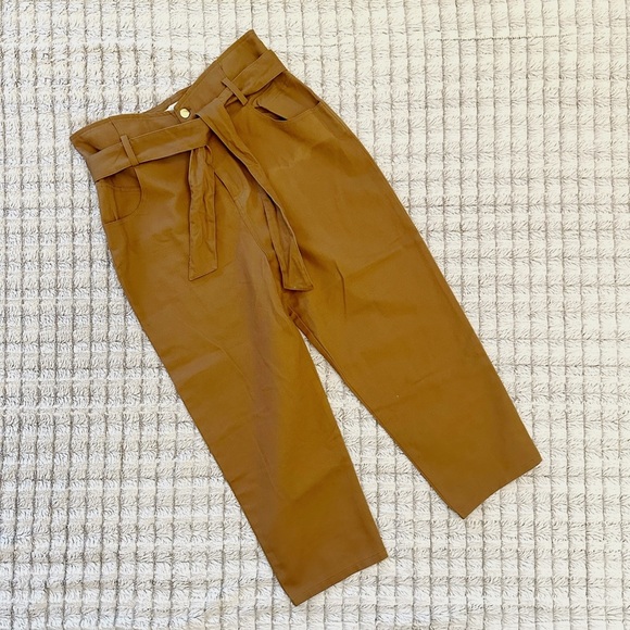 ASTR the Label High Rise Paperbag Pants - Picture 2 of 4